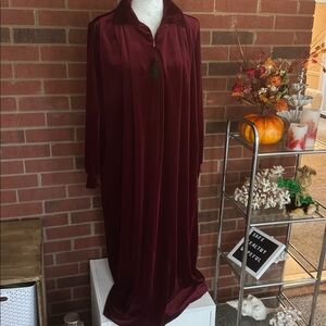 Traveleze Vintage Velour Feel Burgundy Long Sleeve Full Length Zipper Robe